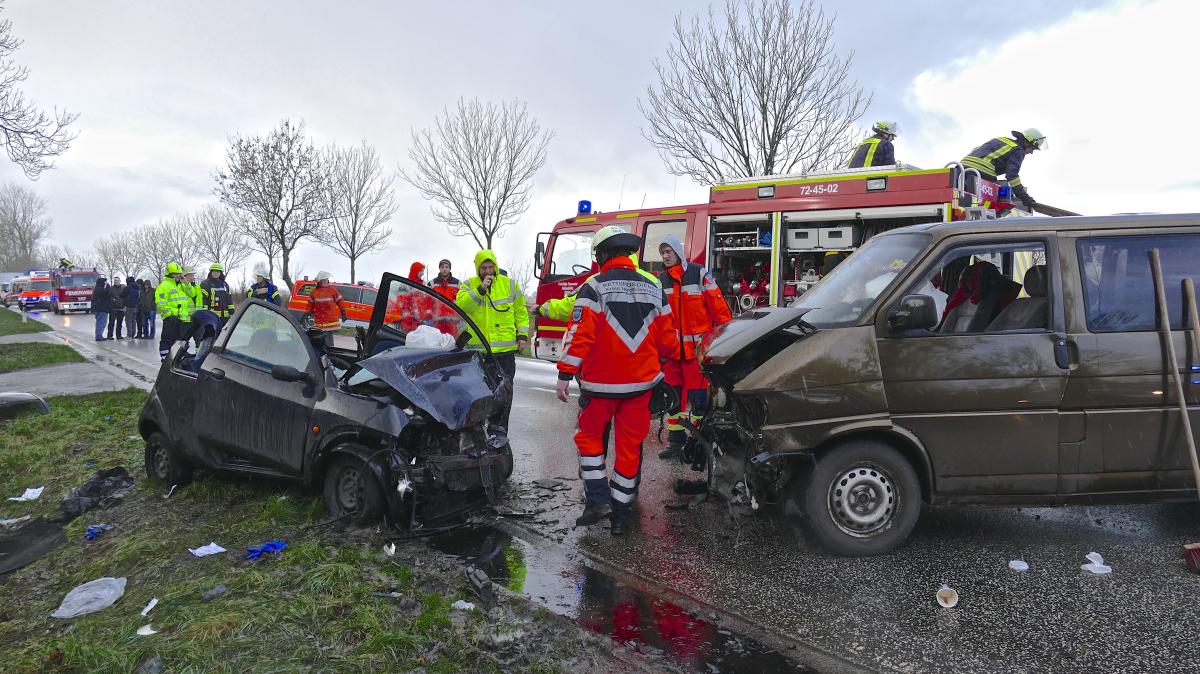 Schwerer Unfall Auf B5: Ein Toter, Ein Schwerverletzter | SHZ