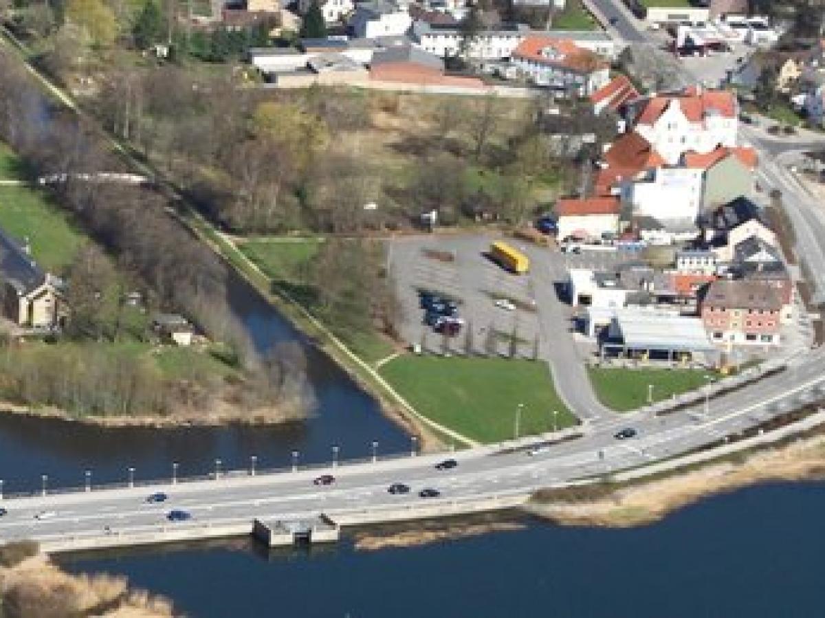 Schleihallenparkplatz