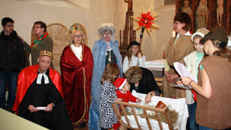 Eine Wiederholung des Krippenspiels, das traditionell am ersten Advent in der Borkower Kirche aufgeführt wird, gab es zwei Wochen darauf in Dabel.  