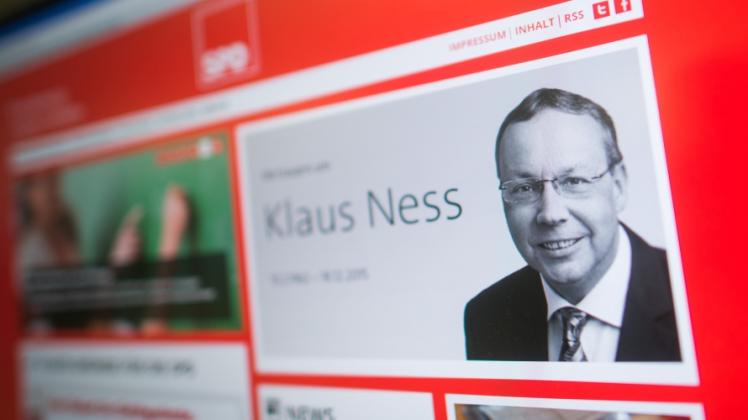 Auf der Website der SPD-Brandenburg steht ein Nachruf für den ehemaligen SPD-Fraktionschef von Brandenburg, Klaus Ness.   