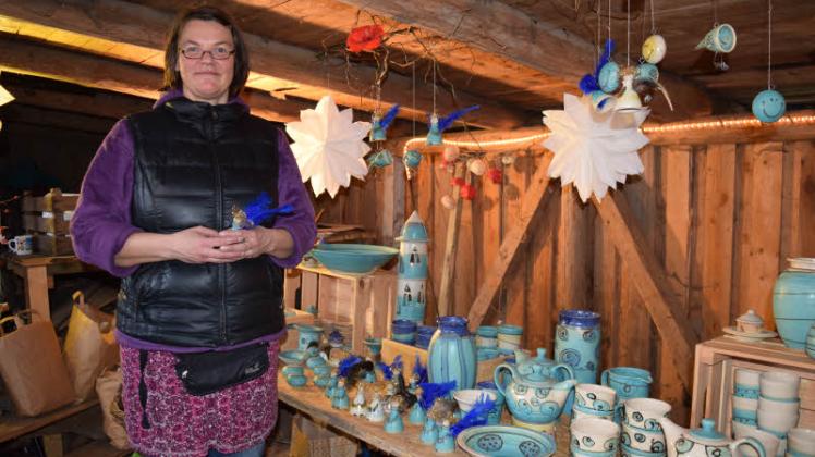 Das Kunsthandwerk von Dorit Lilienthal kam bei den Besuchern des Wintermarktes gut an.  Fotos: Christina Milbrandt 