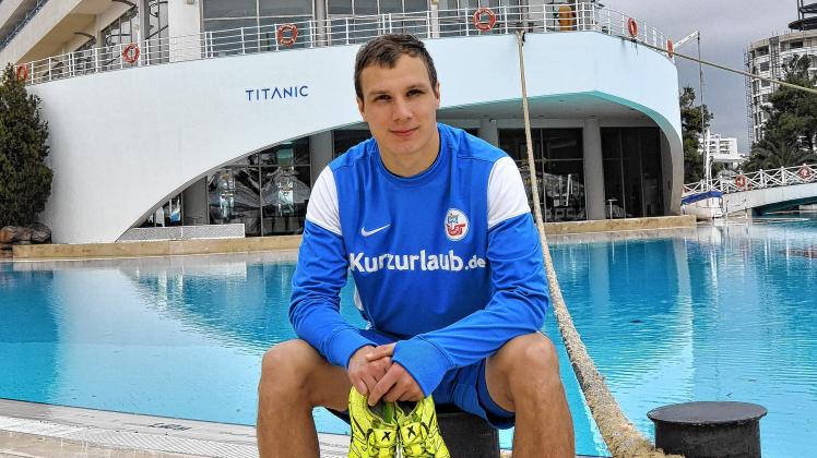 Tobias Jänicke & Co. hoffen, dass die zwei Wochen im Trainingslager in der Türkei sich für den FC Hansa auszahlen werden. Mit Dynamo Dresden war der Mannschaftskapitän  übrigens 2013 schon mal im Lara im Camp – und das sogar im gleichen Hotel! 