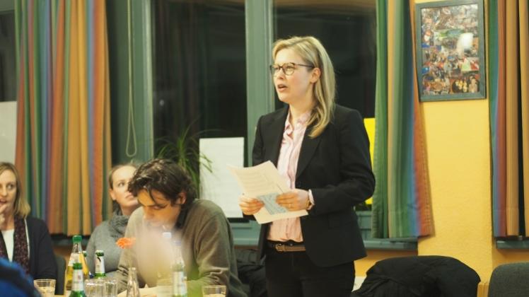 Claudia Wittburg, parteilose Bürgermeisterkandidatin, möchte Eltern maximal zehn Prozent des Nettoeinkommens für Kita-Beiträge zahlen lassen.  