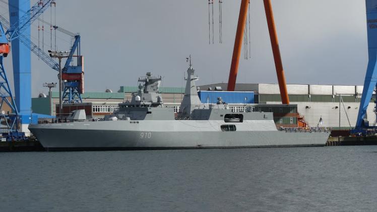 Die Fregatte mit dem Projektnamen „Adler“ wurde am Dienstag der algerischen Marine übergeben.