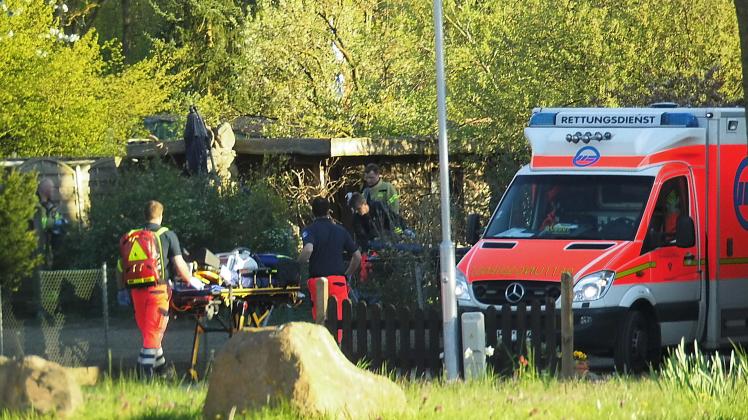 Lübeck Rollstuhlfahrer ertrinkt im eigenen Teich SHZ