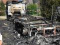 Komplett zerstört wurde dieser Lkw.  