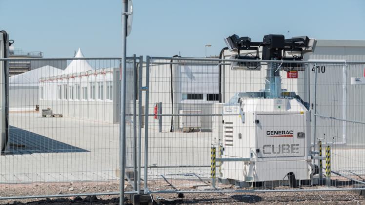 Im Moment werden die Container, die Platz für bis zu 2000 Flüchtlinge bieten, nur als Reserve vorgehalten. 