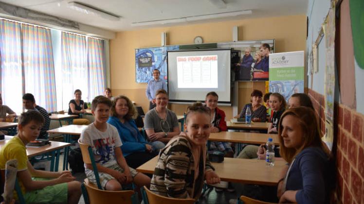 Die Schüler der achten Klasse in Zarrentin erfahren mehr über Ausbildungsplätze in ihrer Region.  