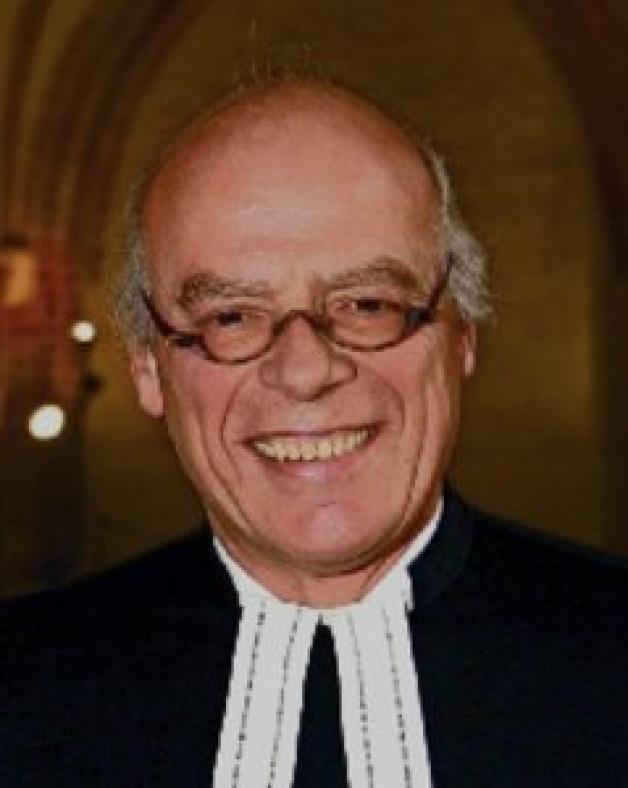 Bischof Gerhard Ulrich. Bischof Gerhard Ulrich.