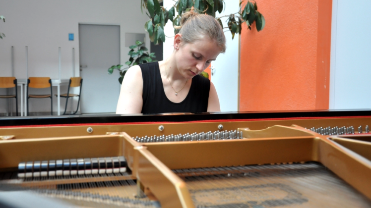 Beim Klavierspiel ist Janka Simowitsch in ihrem Element – das zeigt sie immer wieder bei ihren Konzerten.  Fotos: sabrina Panknin 