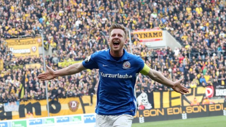 Weiter an Bord der Kogge: Rechtsverteidiger Maximilian Ahlschwede bleibt beim FC Hansa. „Ich hoffe, dass wir nächstes Jahr eine gute Rolle spielen. Wir werden jetzt kein großes Ziel raushauen, sondern sehen, was geht.“   