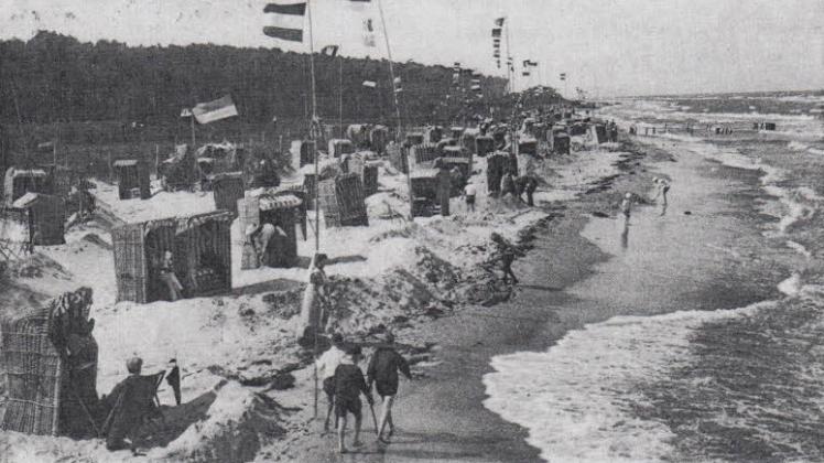 Hochbetrieb am Strand von Müritz um 1925