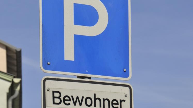 Von 8 bis 18 Uhr dürfen in der Bergstraße nur Bewohner parken – danach auch andere.