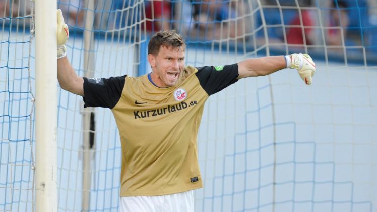 „Wir stehen im Finale und wollen den Pokal auch holen“, lautet die Ansage von Schönbergs Keeper Jörg Hahnel. Von 2006 bis 2015 stand der heute 34-Jährige beim FC Hansa im Tor.  