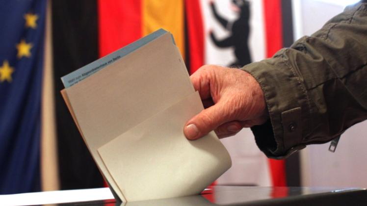 Nur weniger Monate vor der Wahl der Abgeordneten in Berlin herrscht Chaos. Sowohl was die Wahlabläufe angeht, als auch hinter den Kulissen der CDU. 