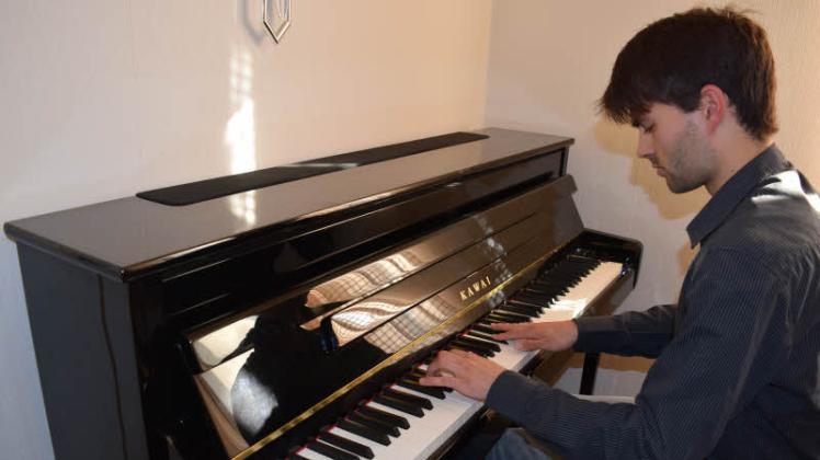 Sein Talent beim Klavierspielen hat Andy Langer die Türen zu einer kanadischen Universität geöffnet. Noch ist allerdings fraglich, ob sich dieser Traum wirklich erfüllt.  