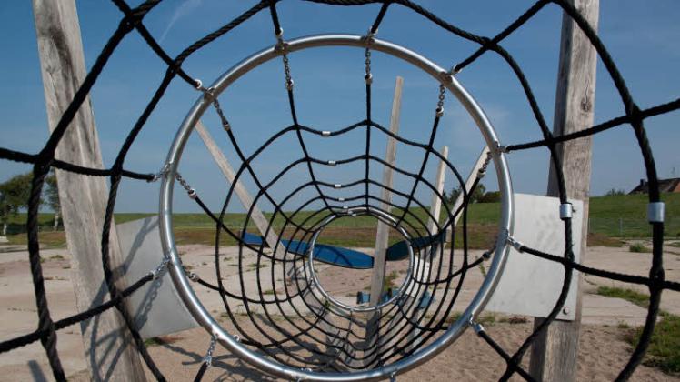 Die Docke und ihre Spielelemente sollen von Studenten begutachtet werden.  