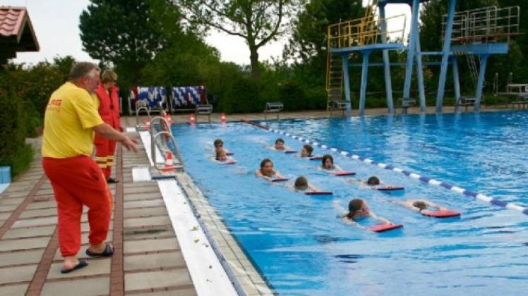 camping villa zelt dwt II, Familienzelt in 2 Größen für 4 oder 6 Personen, geräumiges Steilwandzelt inkl. wasserdichter Bodenwanne, Größe:Gr. 4 Sport & Freizeit Serviceteile Z87 Lens Type:Clear Frame Clear Lens THEORY: Identity Development Theory