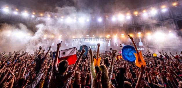 Vom 14. bis 17. Juli trifft sich die Welt in Neustadt-Glewe, um gemeinsam die Airbeat-One zu feiern. Vom 14. bis 17. Juli trifft sich die Welt in Neustadt-Glewe, um gemeinsam die Airbeat-One zu feiern.