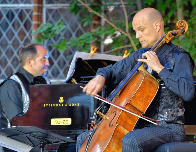 Tangoklänge mit Klavier  und  Cello: Jacques  Ammon und Eckert  Runge