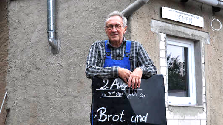 Am kommenden Dienstag geht es los: Doch bis zur Eröffnung des Dorfladens hat auch Hermann Griech noch viel zu tun. 