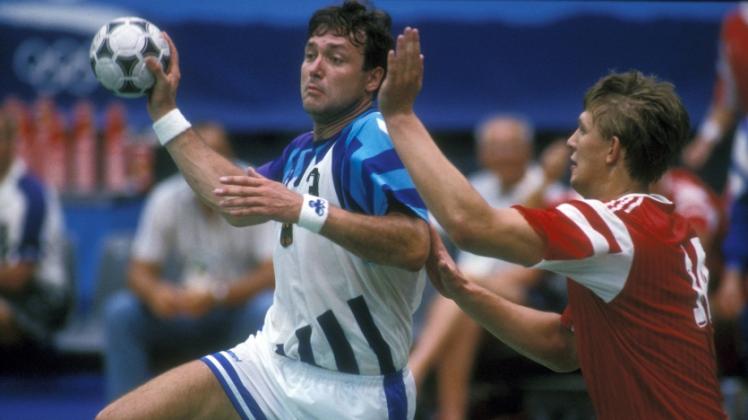Frank-Michael Wahl – hier bei Olympia 1992 in Barcelona in Aktion – bestritt 344 Länderspiele, in denen er 1412 Tore warf. Heute feiert der Ehrenspielführer der deutschen Handball-Nationalmannschaft seinen 60. Geburtstag.  