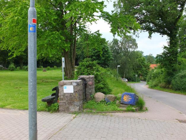 Beliebter Pilgerweg: Weit über 1000 Pilger passieren jährlich die Kirche in Klein Wesenberg. Beliebter Pilgerweg: Weit über 1000 Pilger passieren jährlich die Kirche in Klein Wesenberg.