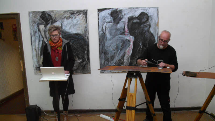 Die Klanginstallation von Greta und Wolfgang Neven ist eines von vielen Kunstwerken. Insgesamt konnte Kuratorin Angela Preuz vierzehn Künstler aus Mecklenburg, Hamburg und anderswo für die Schau gewinnen. 