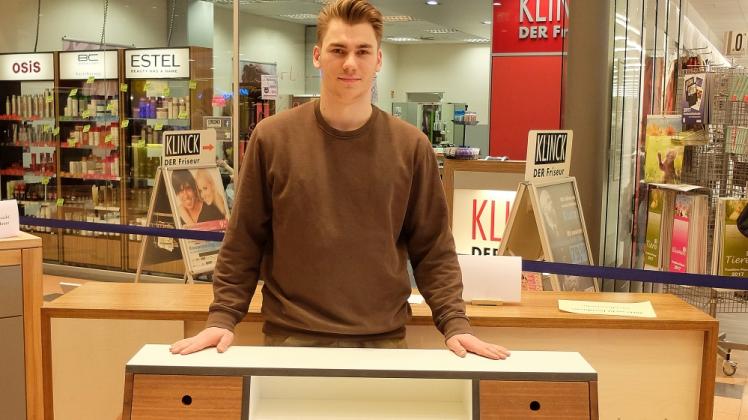 Mit seinem Vintage-Schreibtisch sicherte sich Andreas Alexander Kuhlmann den Sieg in der Kategorie Gute Form beim Gesellenstück-Wettbewerb.