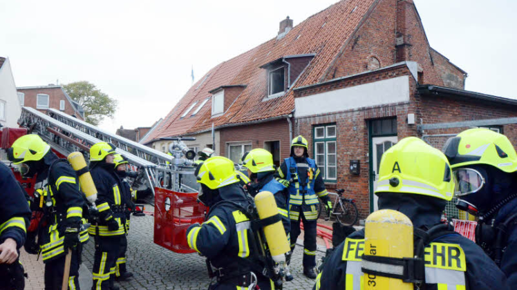 Großeinsatz In Der Rosenstraße | SHZ