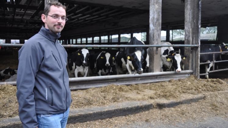 LEG-Chef David Kurek:  Zwei Drittel der Milchkühe sind schon verkauft, die restlichen gehen bis Mitte November weg. Der alte und marode Stall wird später abgerissen. 