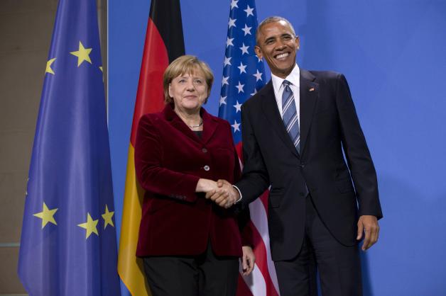 Vor rund einer Woche besuchte US-Präsident Barack Obama Berlin. Merkel hüllte sich zu diesem Anlass in einen Samtblazer.