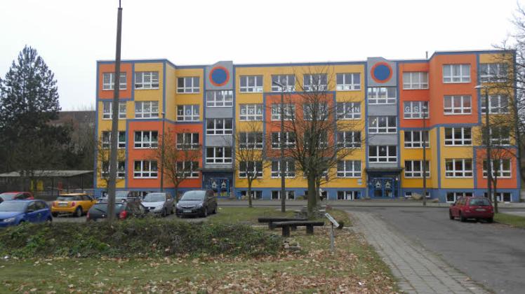 Die Brüeler Schulen am Stadtpark.  