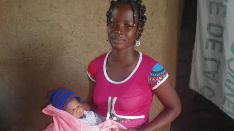 Mutter und Kind wohlauf: In der neuen Entbindungsstation von Sien hat es die ersten Geburten gegeben. 