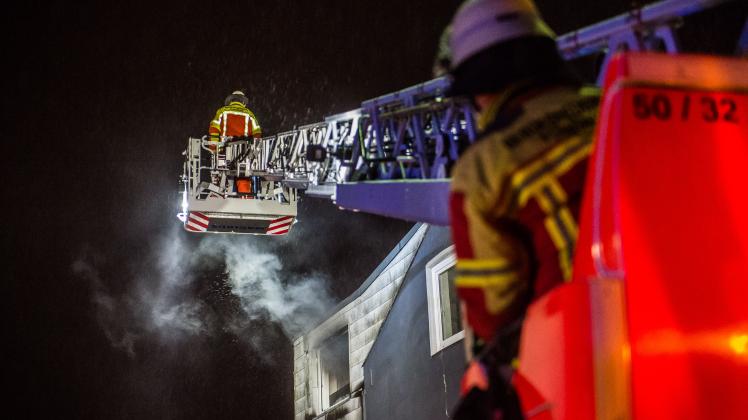 Feuer In Flensburg: Zwei Kinder Aus Wohnung Gerettet | SHZ