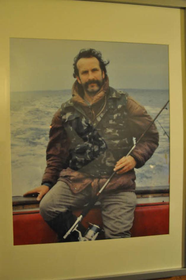 Das Bild des Verstorbenen, Detlev Henck, hängt im Vorflur des Gastraumes. Das Bild des Verstorbenen, Detlev Henck, hängt im Vorflur des Gastraumes.