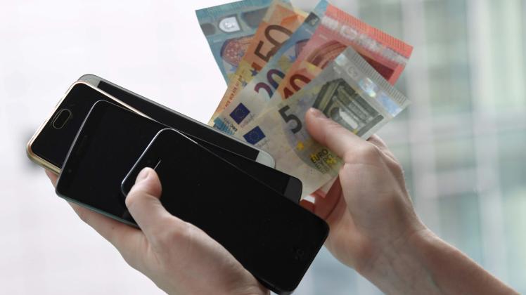 Ausrangierte Smartphones sind häufig noch etwas wert. Ausrangierte Smartphones sind häufig noch etwas wert.