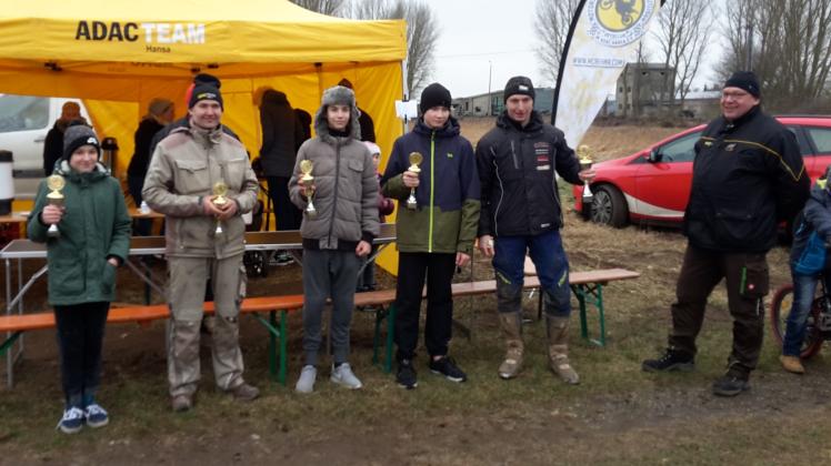 Am Sonnabend nahmen über 20 Fahrer am Wintercross des MC Rehna teil.  
