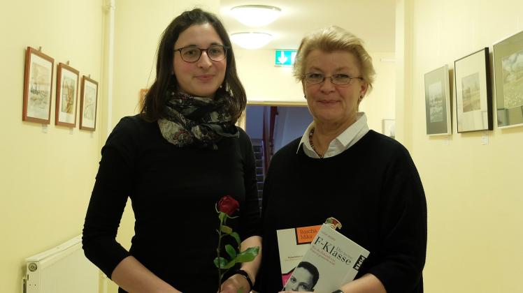 Am Internationalen Frauentag lassen Dorothea Engelmann und Viola Harder die Traditionen mit einer speziellen Veranstaltung im Börgerhaus aufleben. 