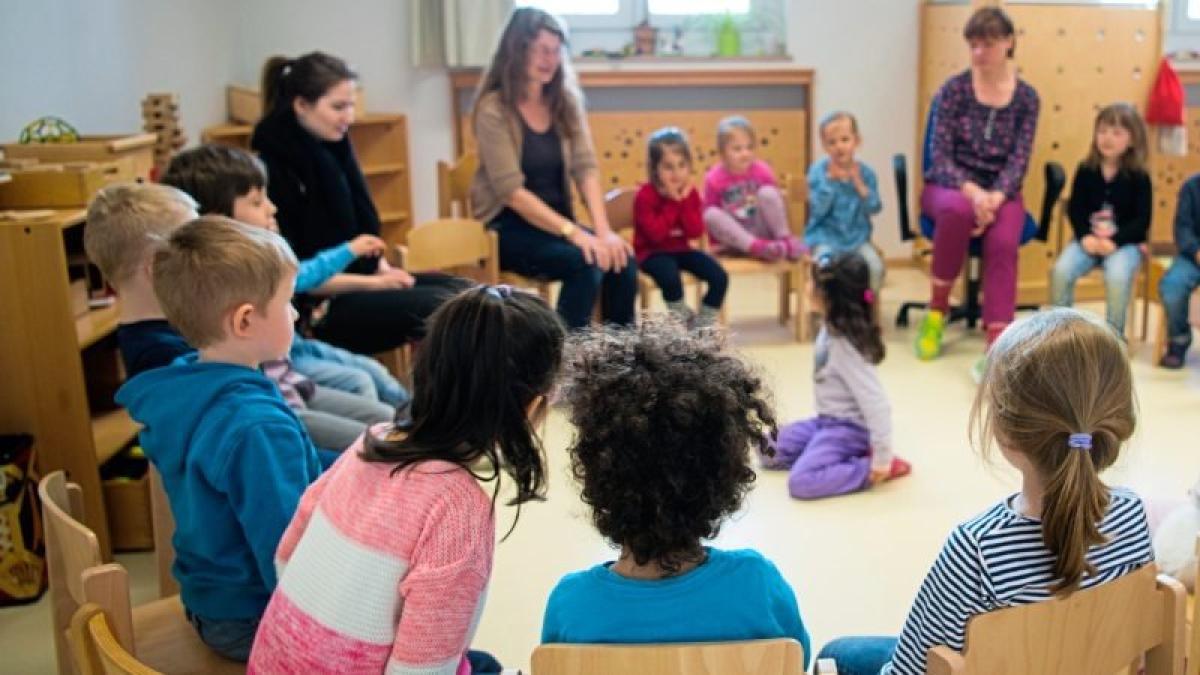 Wo Erzieher lernen, auf Augenhöhe mit „schwierigen“ Eltern | NOZ