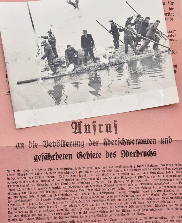 Historische Dokumente zur Oderflut von 1947.