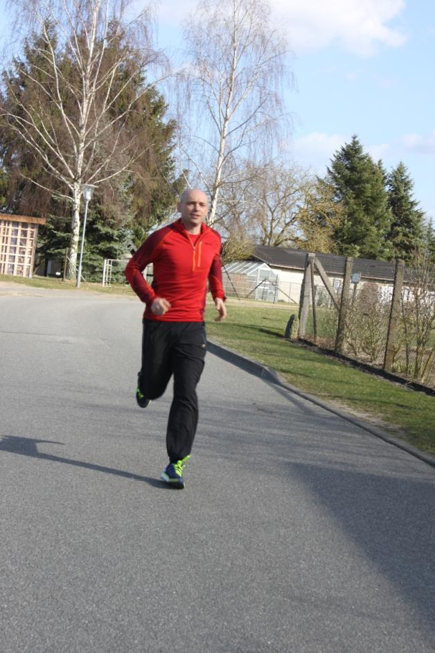 Hans-Heiko Fels – sowohl bei Laufübungen… Hans-Heiko Fels – sowohl bei Laufübungen…