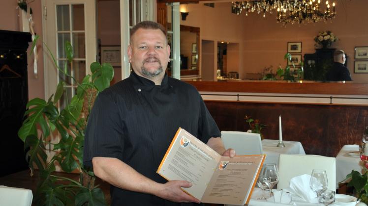 Moderne Küche in historischem Ambiente: Daniel Radike ist seit einem Jahr der Küchen-Chef im Vier-Sterne-Hotel in der Alexandrinenstraße.  