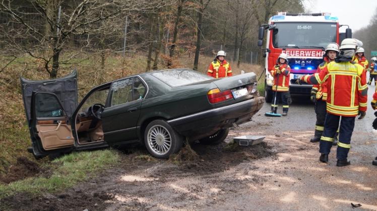 Unfall Auf Der B 199 Nach Doppeltem Überholmanöver | SHZ