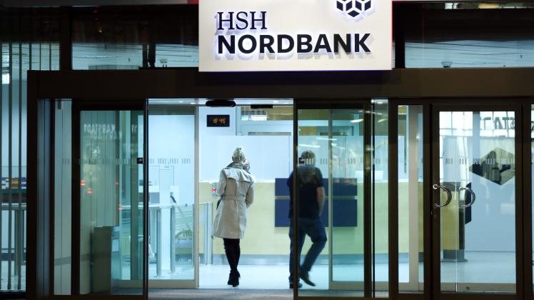 Der Haupteingang der HSH Nordbank in Hamburg.