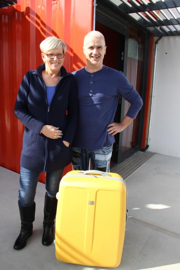 Gehören zu den ersten Gästen vom Hostel Dock Inn: Lurette und Andreas Hanisch. Gehören zu den ersten Gästen vom Hostel Dock Inn: Lurette und Andreas Hanisch.