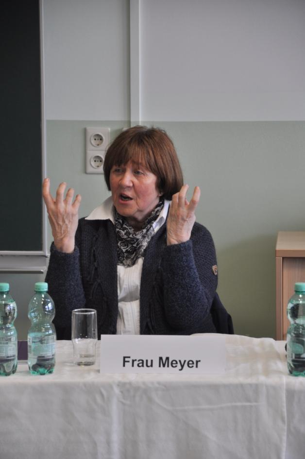 Tonny Meyers Schwiegervater war Zwangsarbeiter. Tonny Meyers Schwiegervater war Zwangsarbeiter.