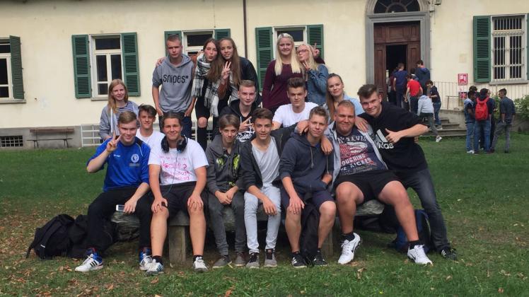 Ein Bild zur Erinnerung: Die Schüler der 10. Klasse in Italien.  