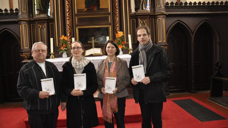 Gestalter des 17. Perleberger Heftes: Bertram Pricelius, Verena Mittermaier, Martina Hennies und Sacha Sommershof. 