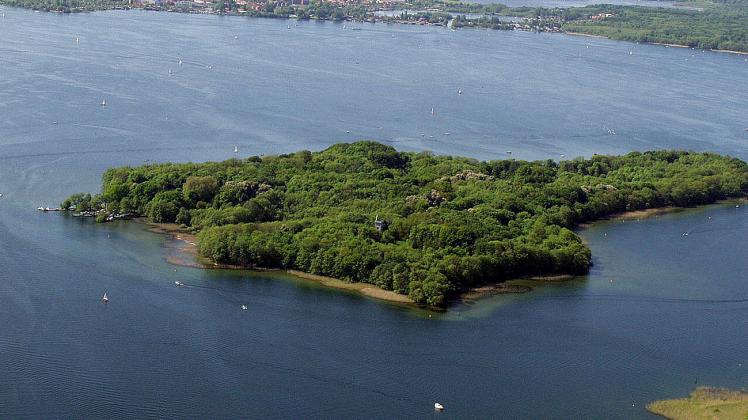 Die Insel Kaninchenwerder wird durch eine Sperrzone geschützt. Stadt und Land bemühen sich jedoch um eine Ausnahmeregelung für Sportbootfahrer.  